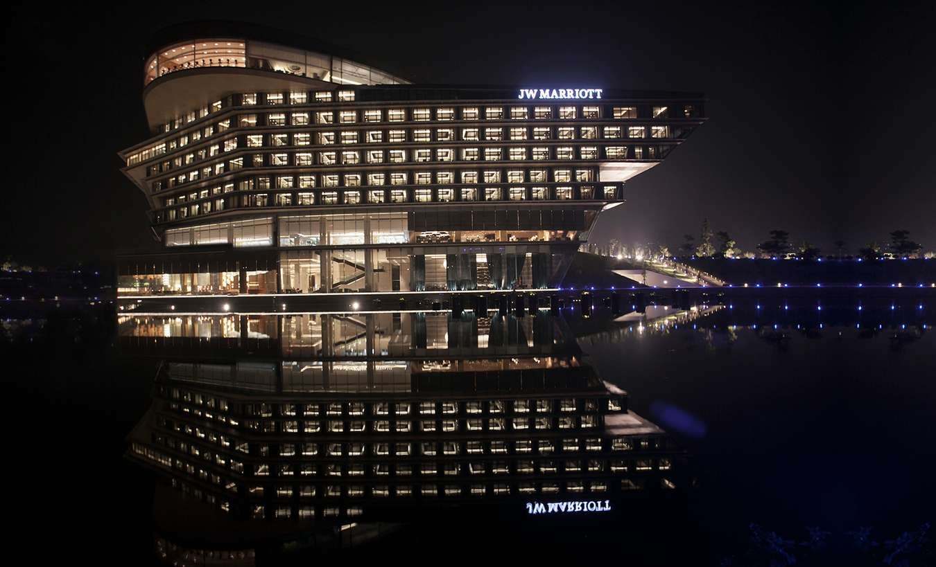 JW Marriott: Sự cao quý và quyền uy của “con rồng huyền thoại”