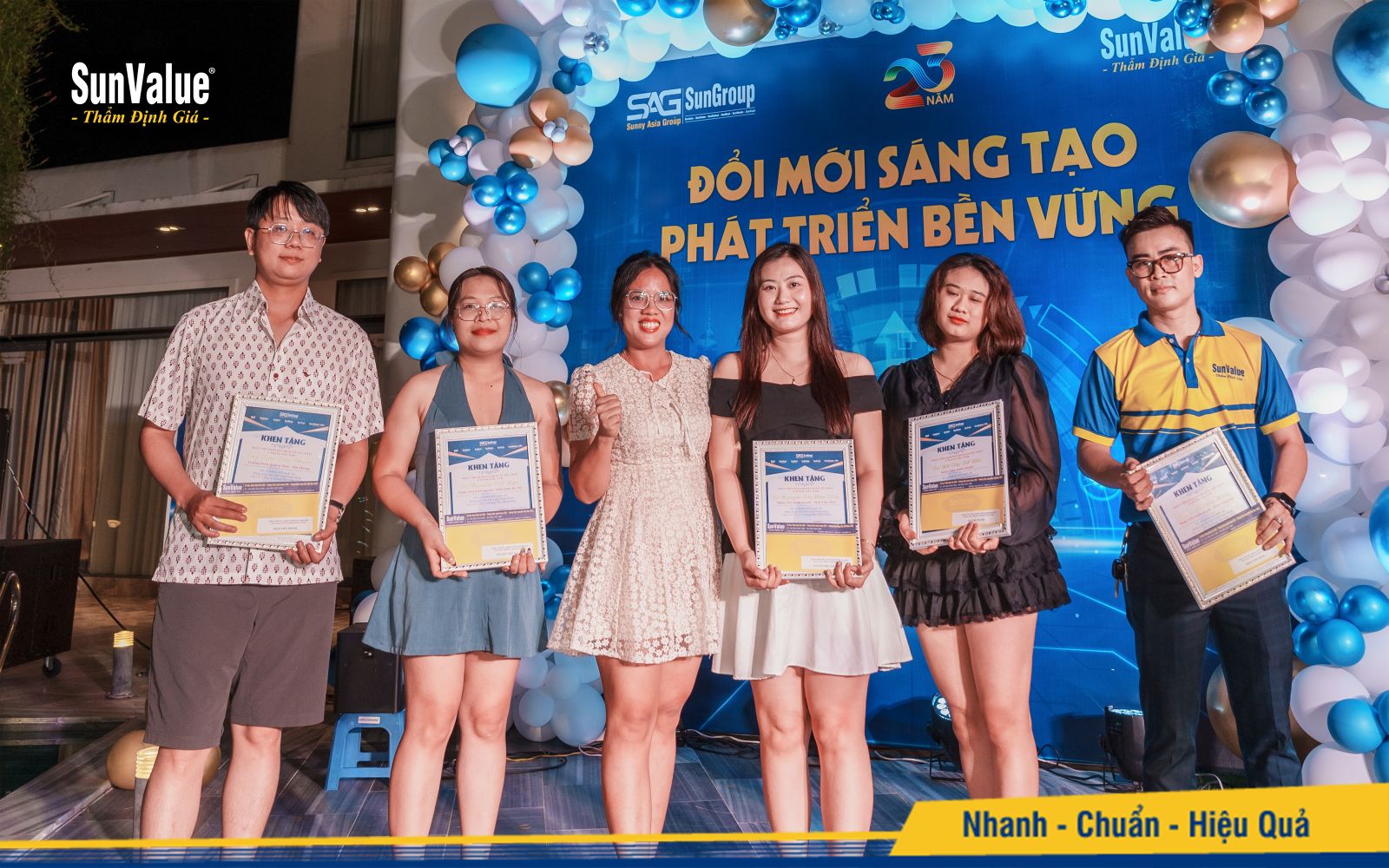 Trao giải NVKD xuất sắc nhất 6 tháng đầu năm