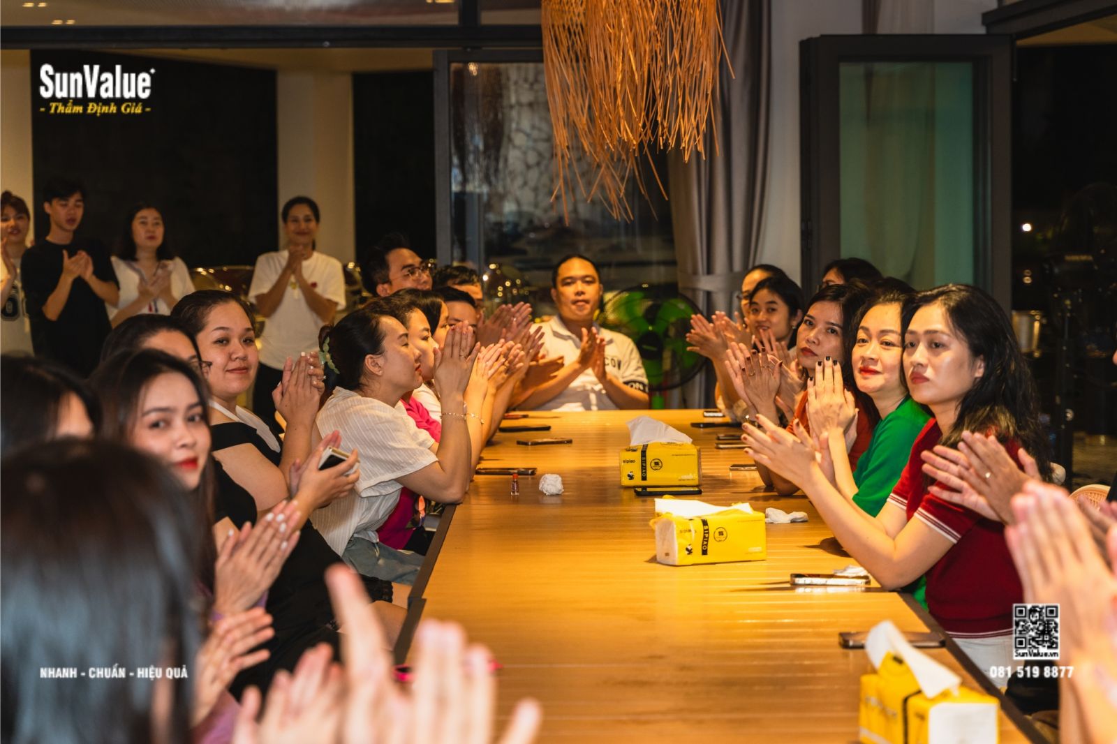 Chương trình bắt đầu với bữa tiệc Welcome Party