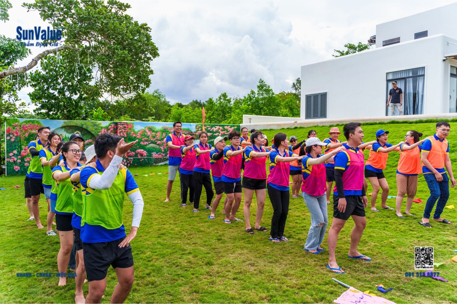 Khởi động Team Building buổi sáng