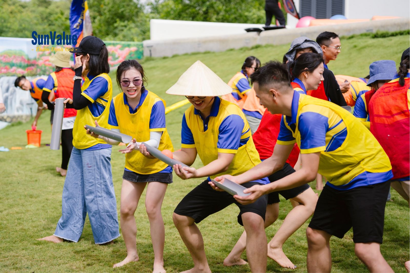 Tải đạn về chiến khu