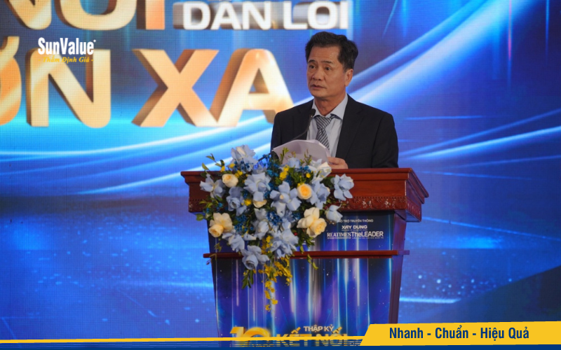 Ông Nguyễn Văn Đính - Chủ tịch VARS phát biểu khai mạc